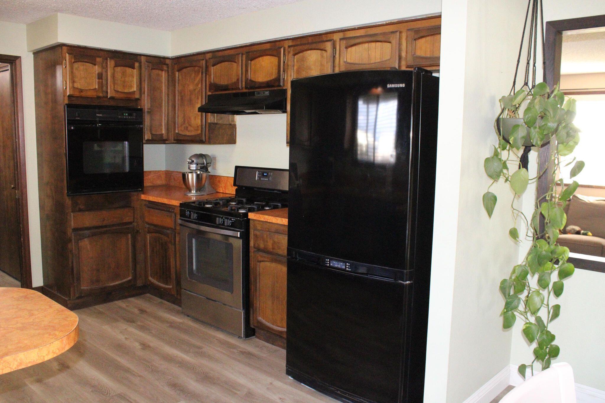 6415 Homedale Road Klamath Falls, OR 97603 - Photo 10 of 35 255271970_1056530431800928_7024849794386