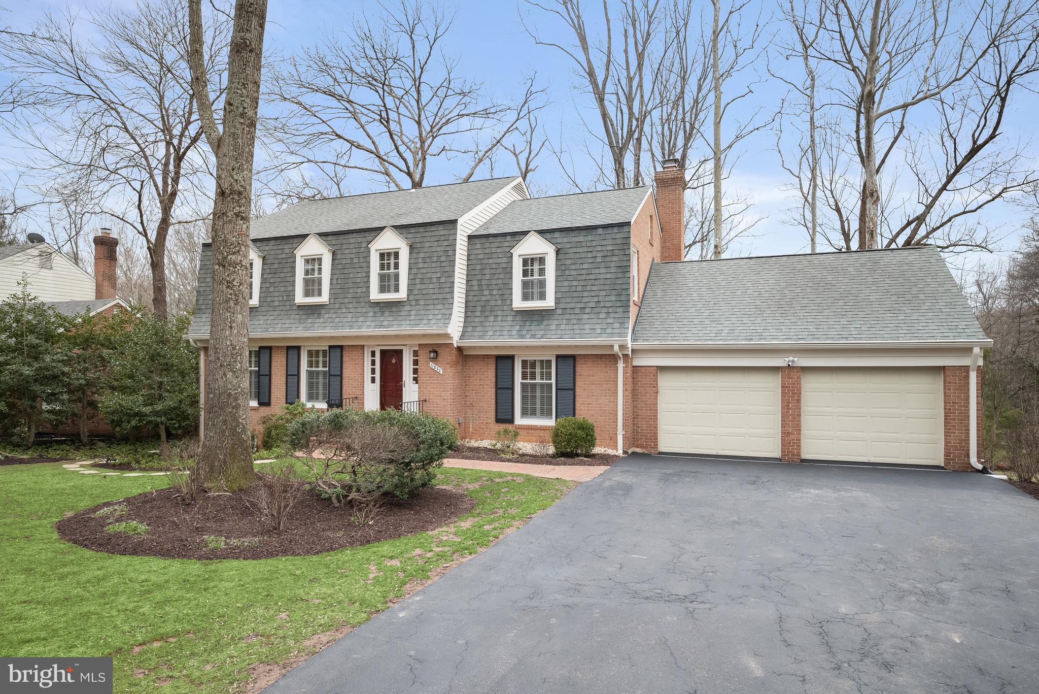 11832 Hunting Ridge Court Potomac, MD 20854 - Photo 2 of 54 The driveway