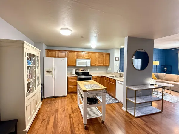 $319,900 | 400 North Richmond Street, Unit 417, Appleton, WI 54911