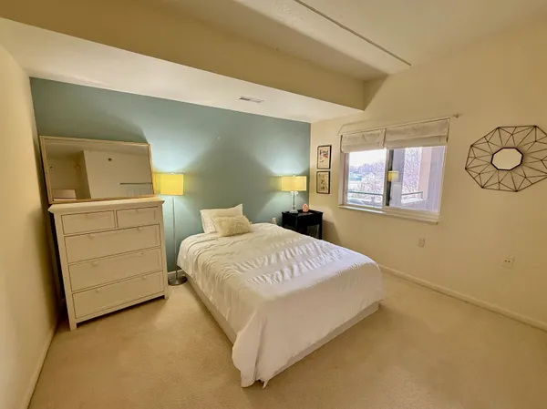 $319,900 | 400 North Richmond Street, Unit 417, Appleton, WI 54911