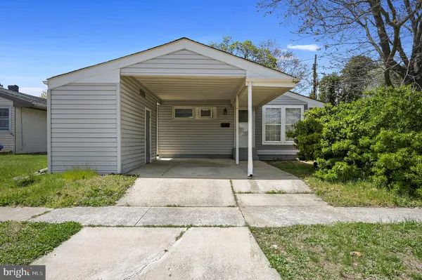 $1,650 | 814 New Castle Avenue, Dover, DE 19901