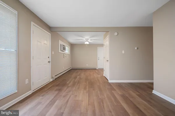 $1,650 | 814 New Castle Avenue, Dover, DE 19901