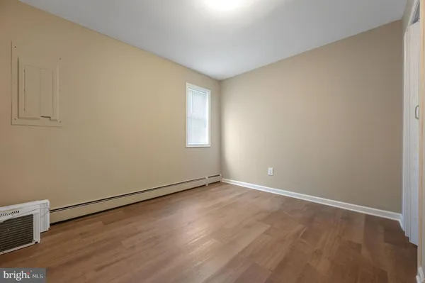 $1,650 | 814 New Castle Avenue, Dover, DE 19901