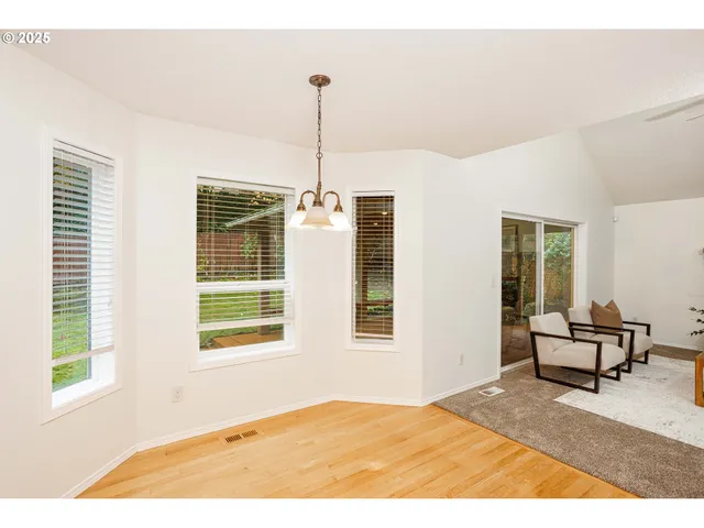 $649,000 | 11544 Southeast Highland Loop, Clackamas, OR 97015