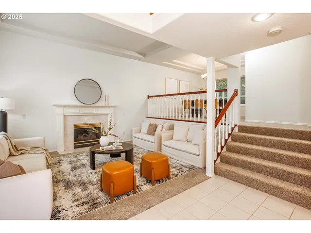 $649,000 | 11544 Southeast Highland Loop, Clackamas, OR 97015