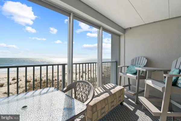 a bedroom with a bed and a mirror