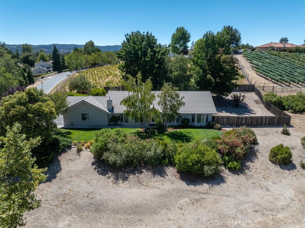 110 Pendleton Lane Templeton, CA 93465 - Photo 3 of 45