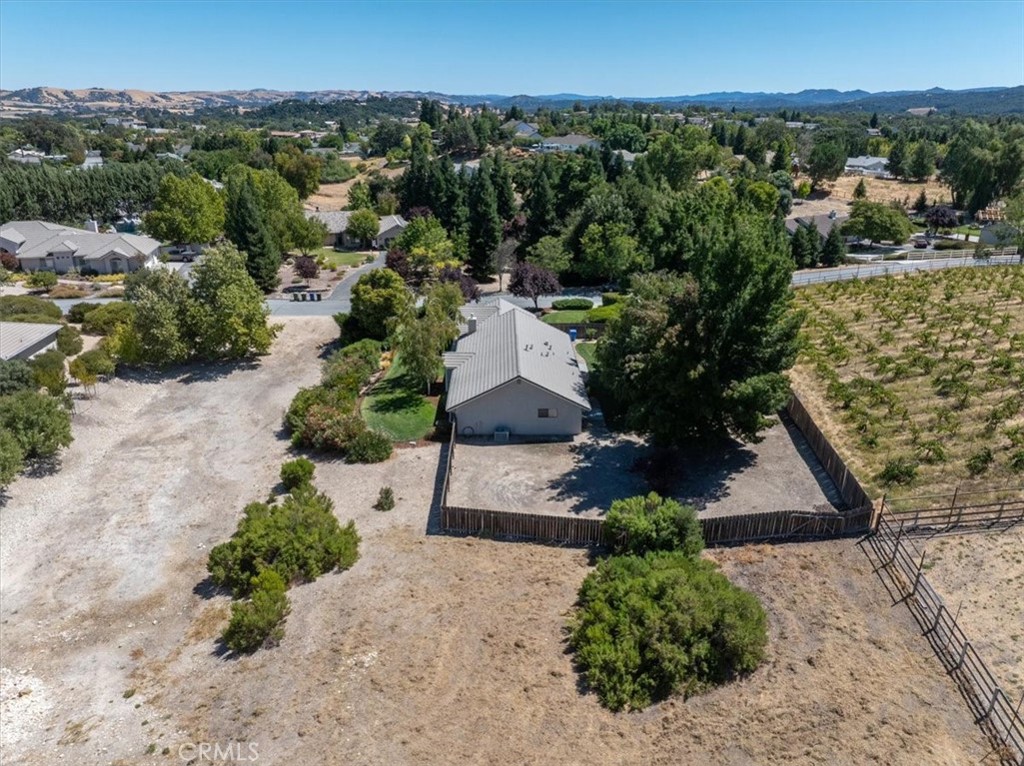 110 Pendleton Lane Templeton, CA 93465 - Photo 40 of 45