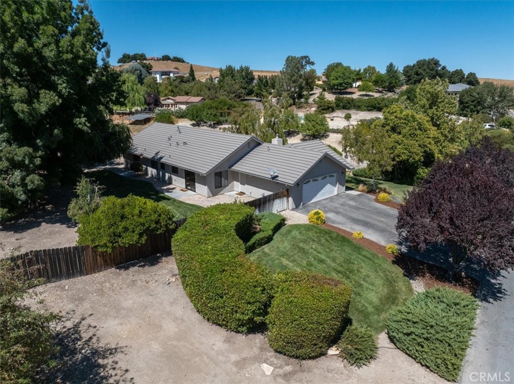 110 Pendleton Lane Templeton, CA 93465 - Photo 41 of 45