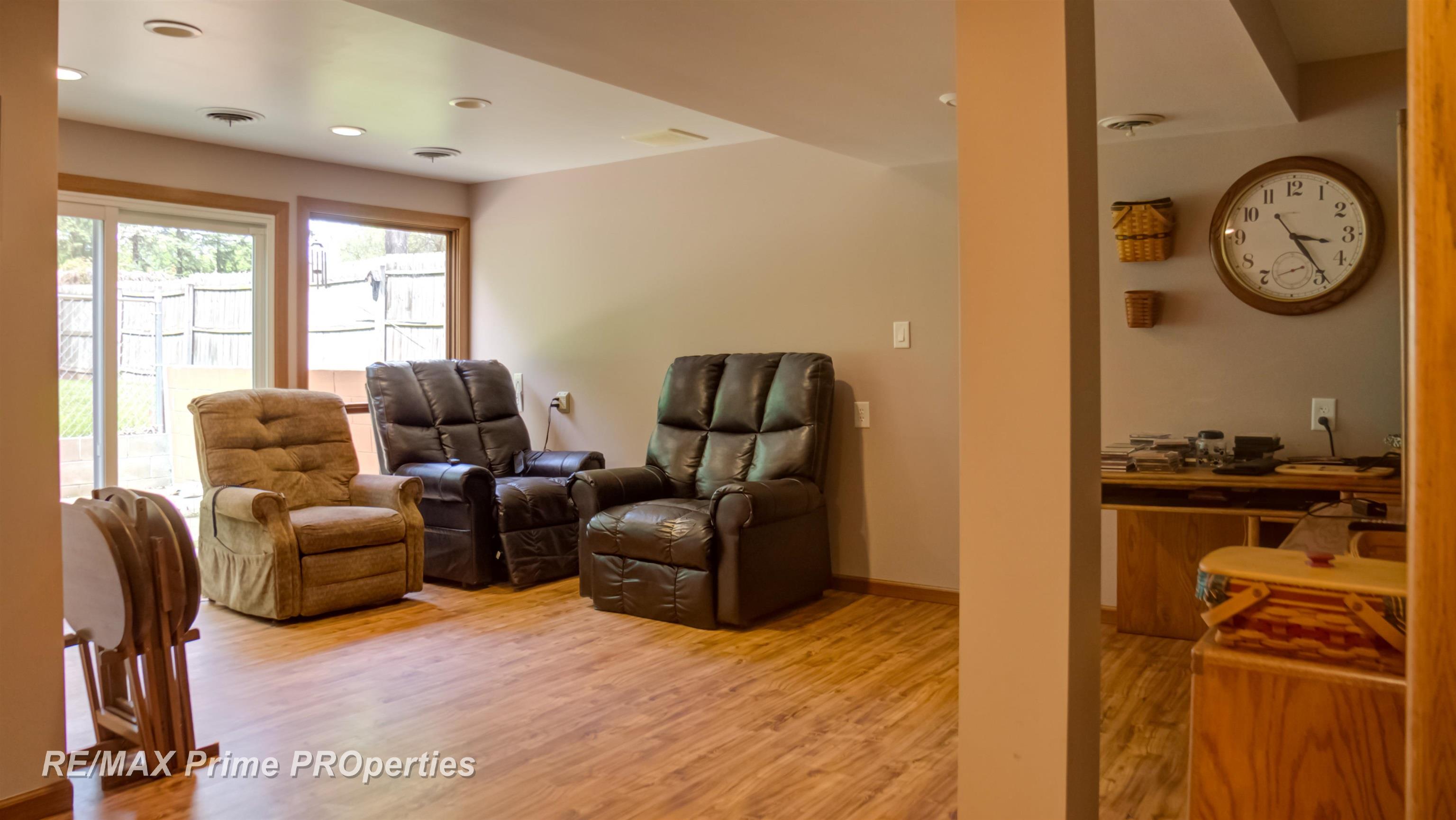 1062 Orth Road Saginaw, MI 48601 - Photo 23 of 55