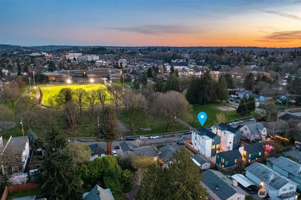 $669,000 | 3916 South Juneau Street, Seattle, WA 98118