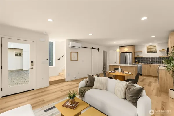 $669,000 | 3916 South Juneau Street, Seattle, WA 98118
