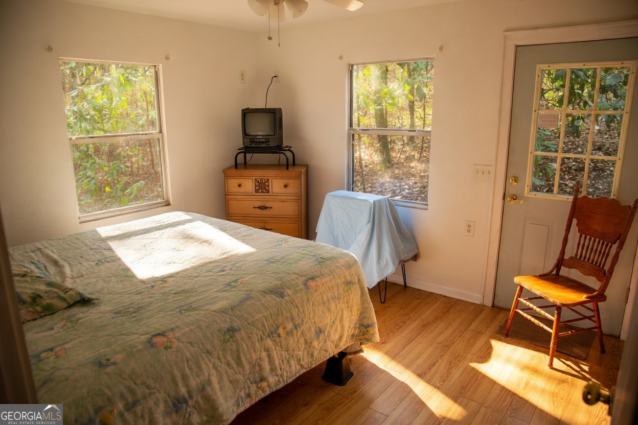 1380 Landing Road Baxley, GA 31513 - Photo 7 of 59