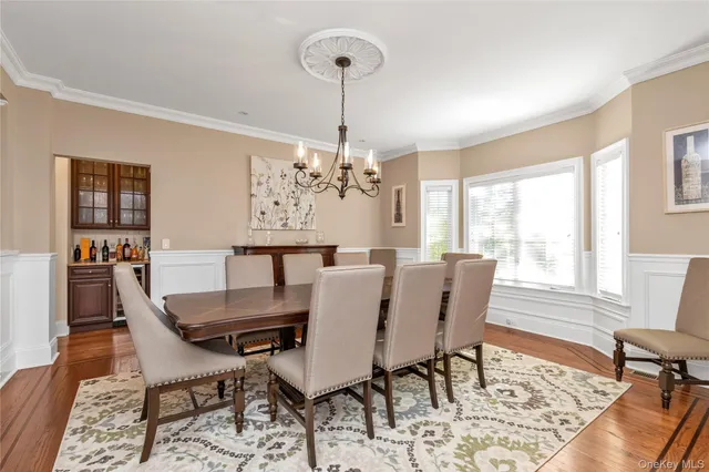 $1,388,000 | 115 Lincoln Avenue, Rockville Centre, NY 11570