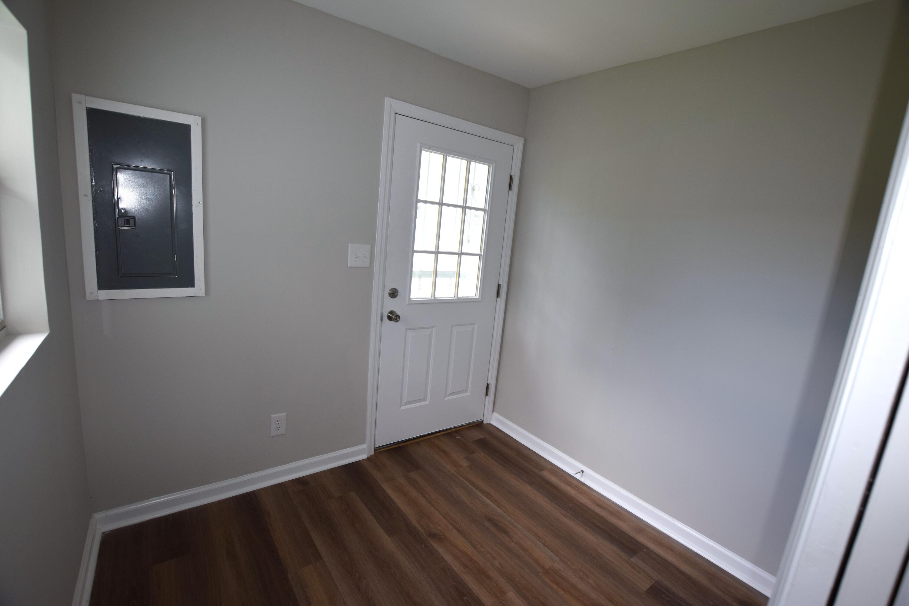 405 Gadd Road Chattanooga, TN 37415 - Photo 9 of 19 DSC_0063
