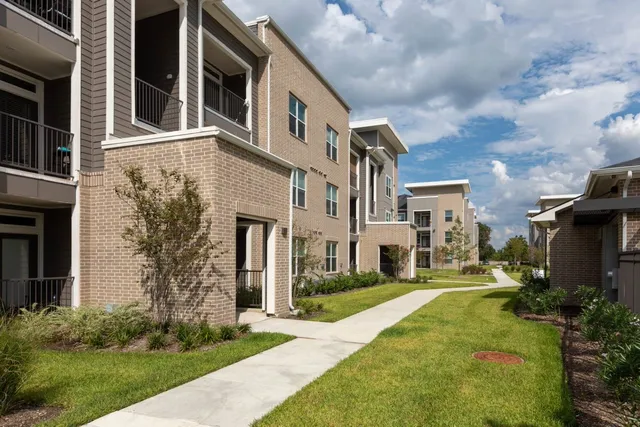 $1,345 | 5131 Williams Way Boulevard, Unit 1305, Richmond, TX 77469