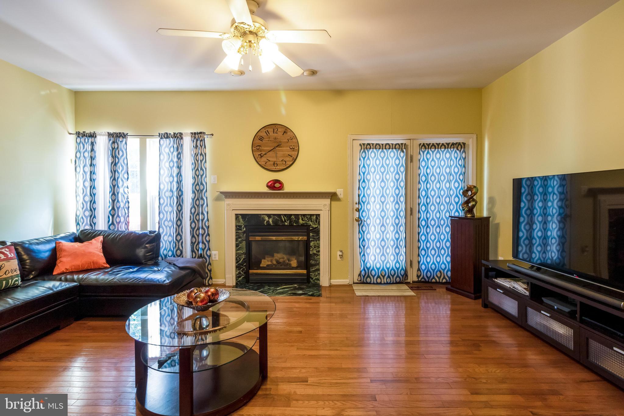 1818 Free Terrace Frederick, MD 21702 - Photo 4 of 37