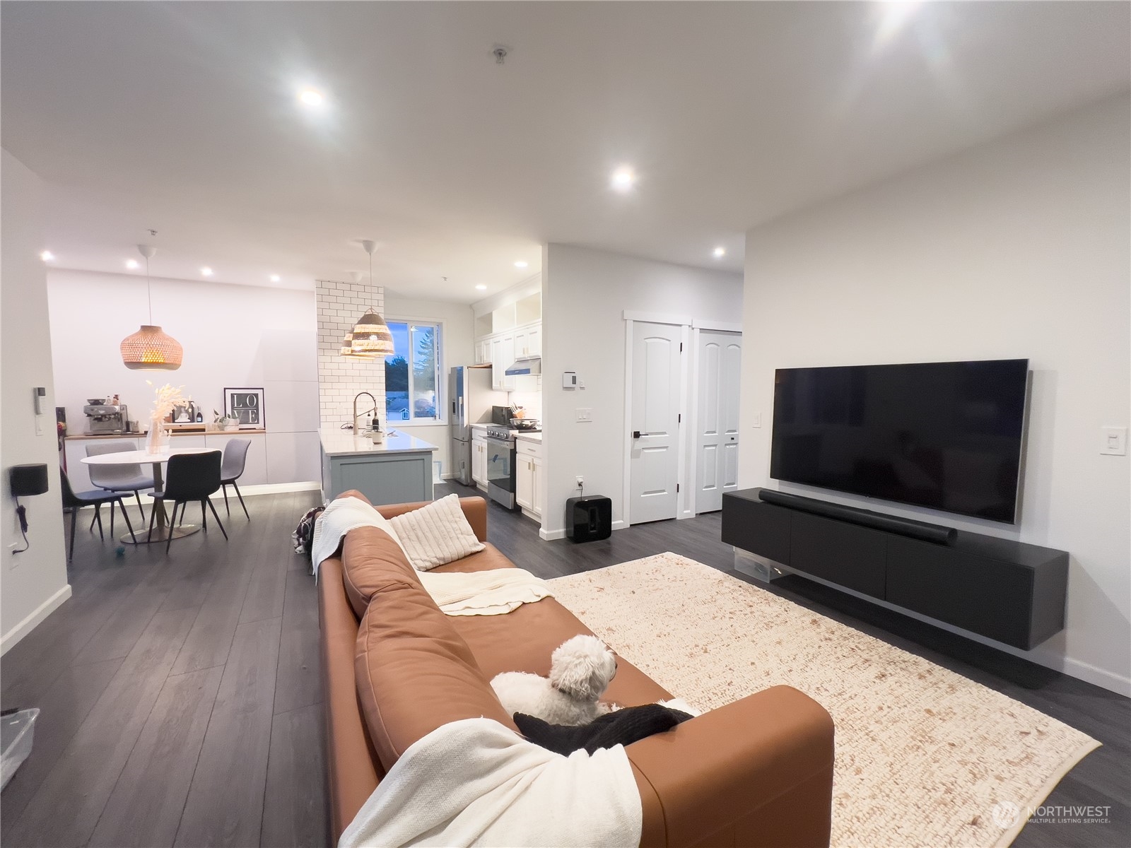 2807 Southeast 8th Place, Unit 2103 Renton, WA 98058 - Photo 1 of 16 Gallery Image 1