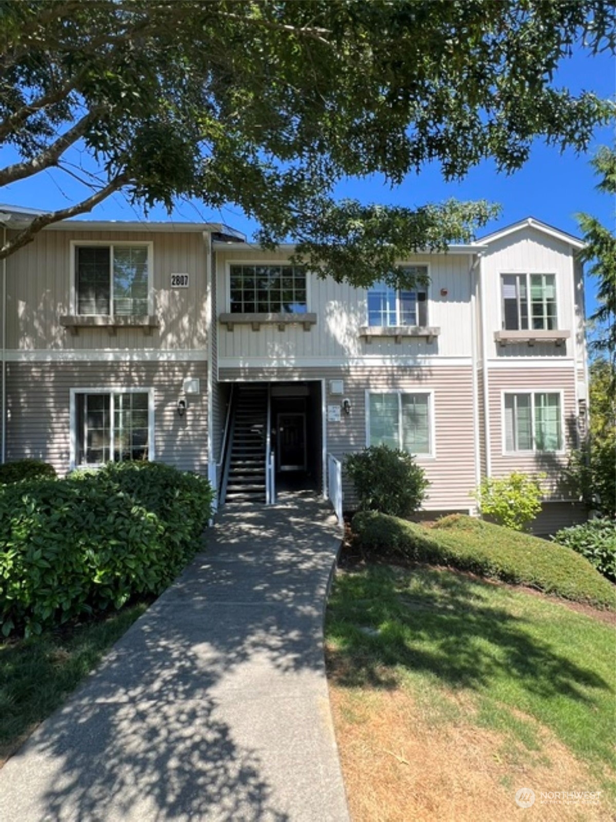 2807 Southeast 8th Place, Unit 2103 Renton, WA 98058 - Photo 13 of 16 Gallery Image 13
