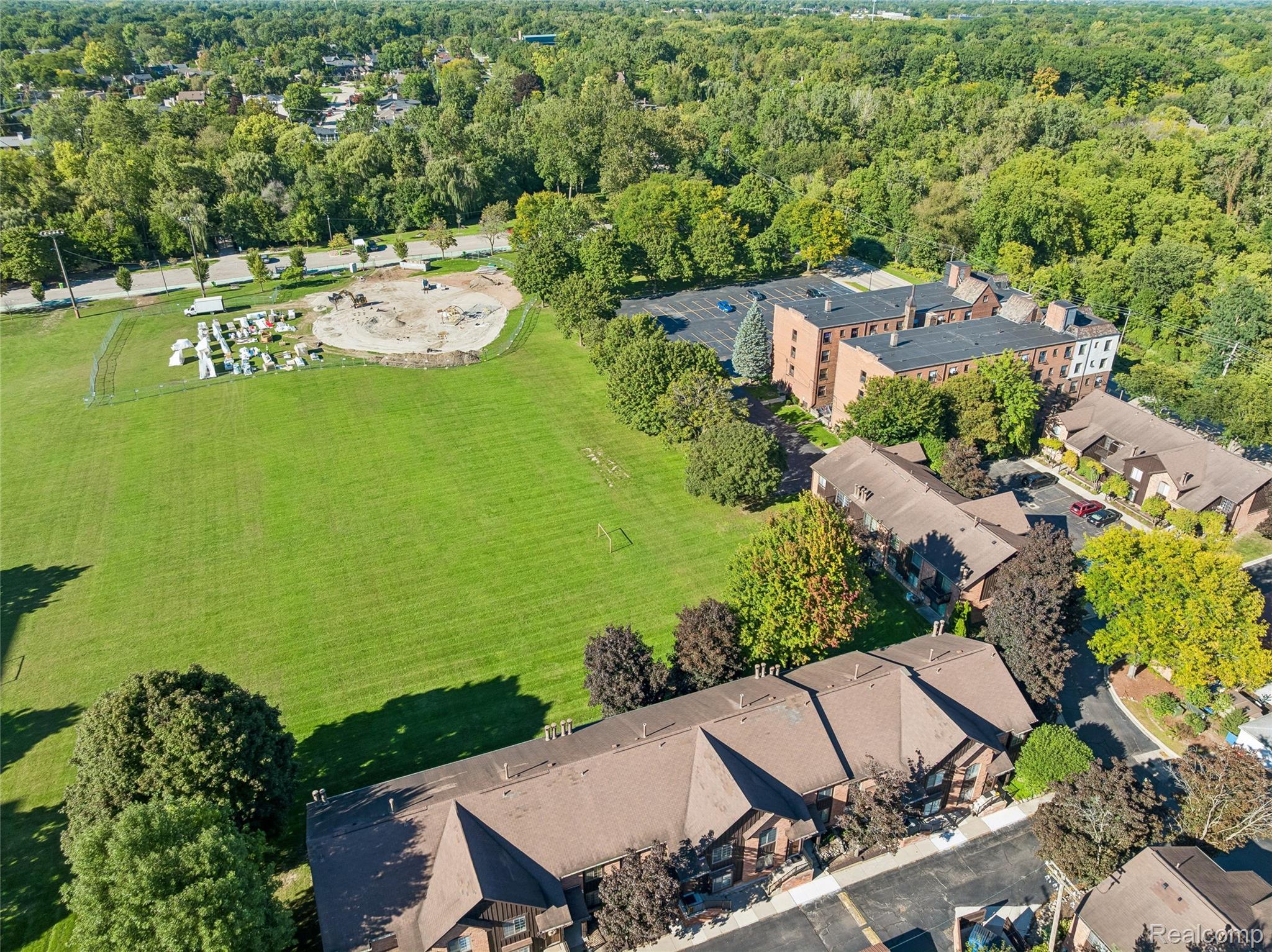 704 South Brady Road, Unit B Dearborn, MI 48124 - Photo 5 of 16 Additional content