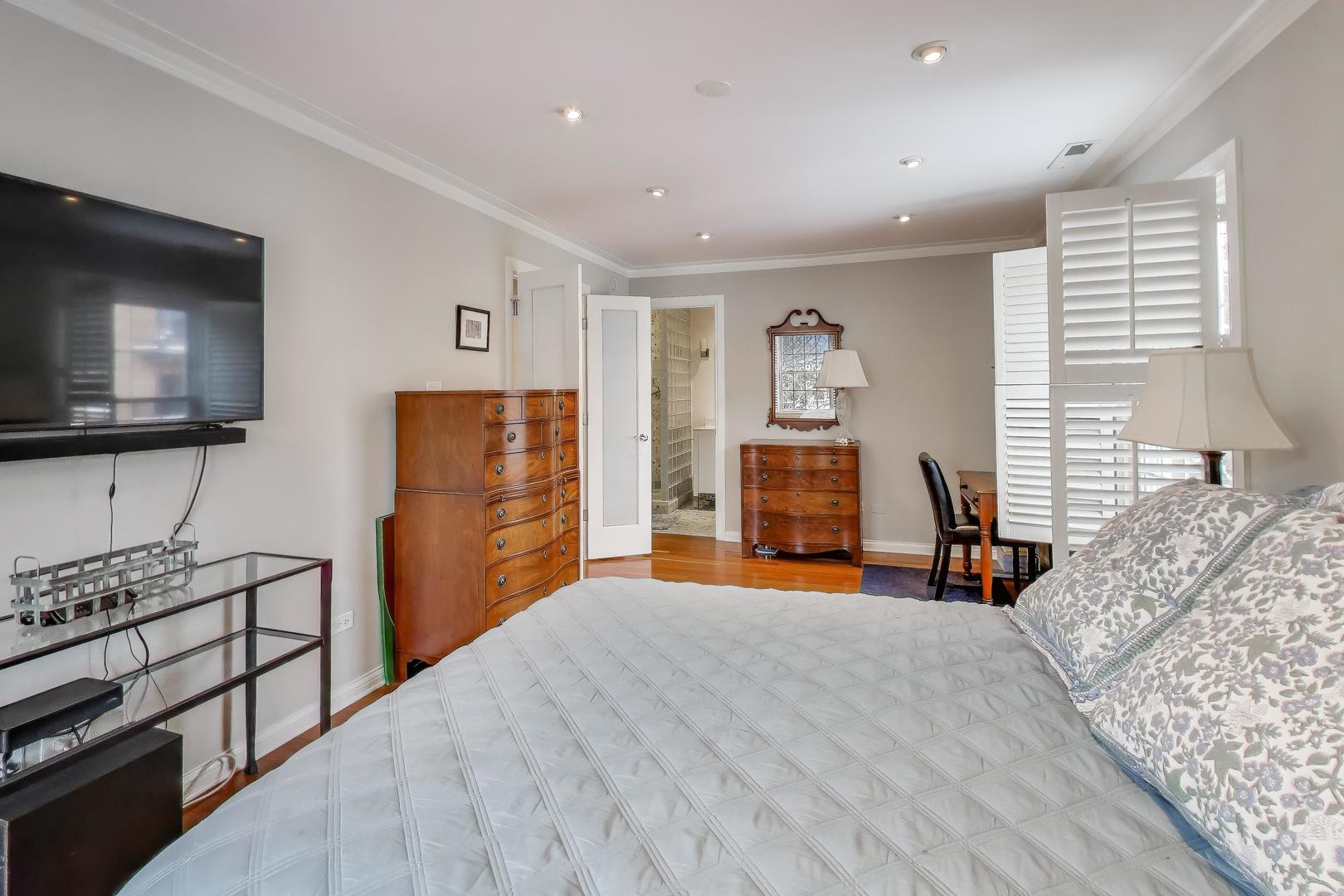 1730 Hinman Avenue, Unit 3A Evanston, IL 60201 - Photo 20 of 28