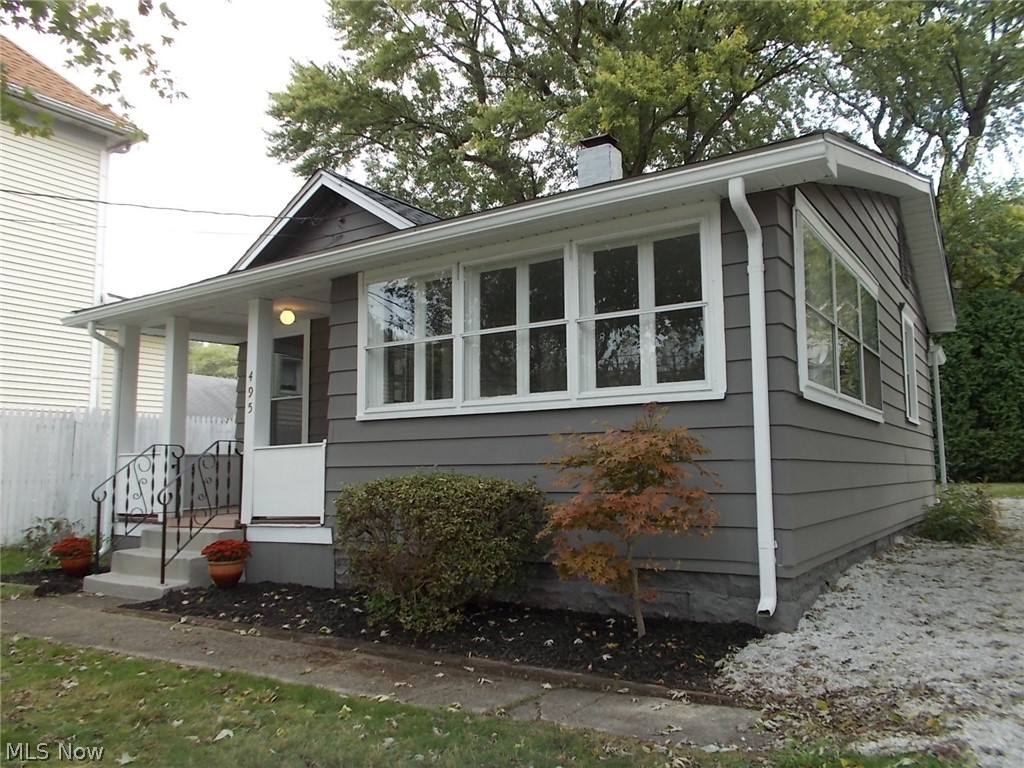 495 Massillon Road Akron, OH 44306 - Photo 2 of 28
