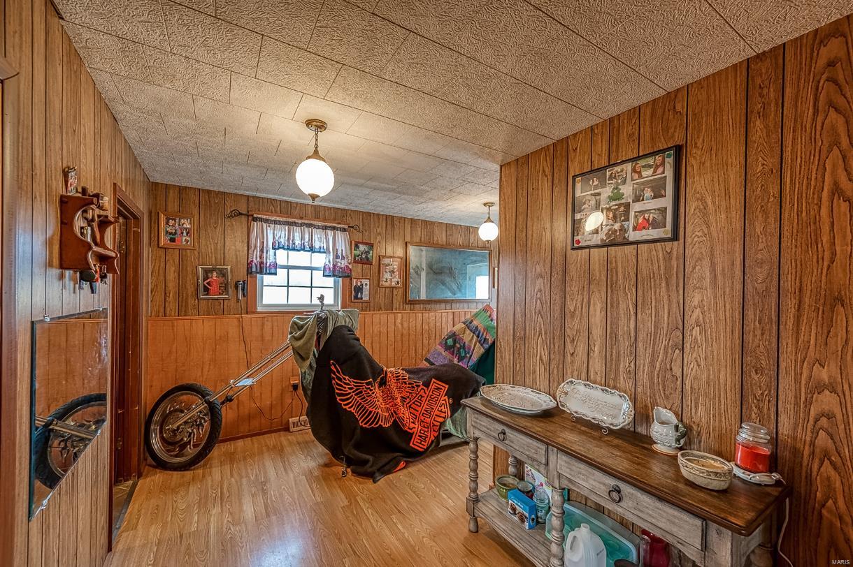 24559 Joe Knight Road Dow, IL 62022 - Photo 6 of 30