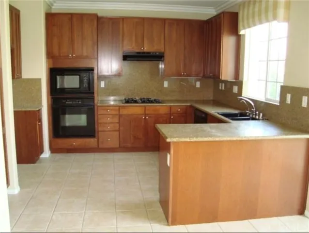 $599,000 | 16564 El Revino Drive, Fontana, CA 92336