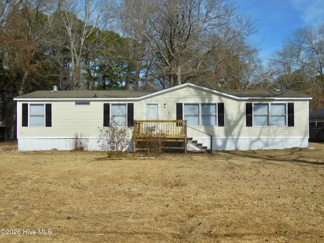 $1,700 | 118 Woodhaven Drive, Rocky Point, NC 28457