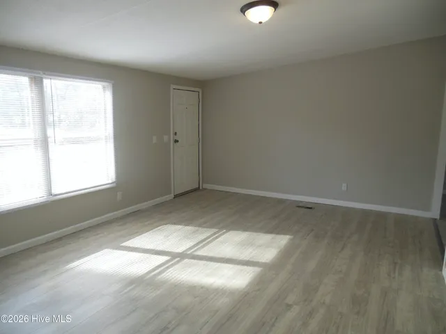 $1,700 | 118 Woodhaven Drive, Rocky Point, NC 28457