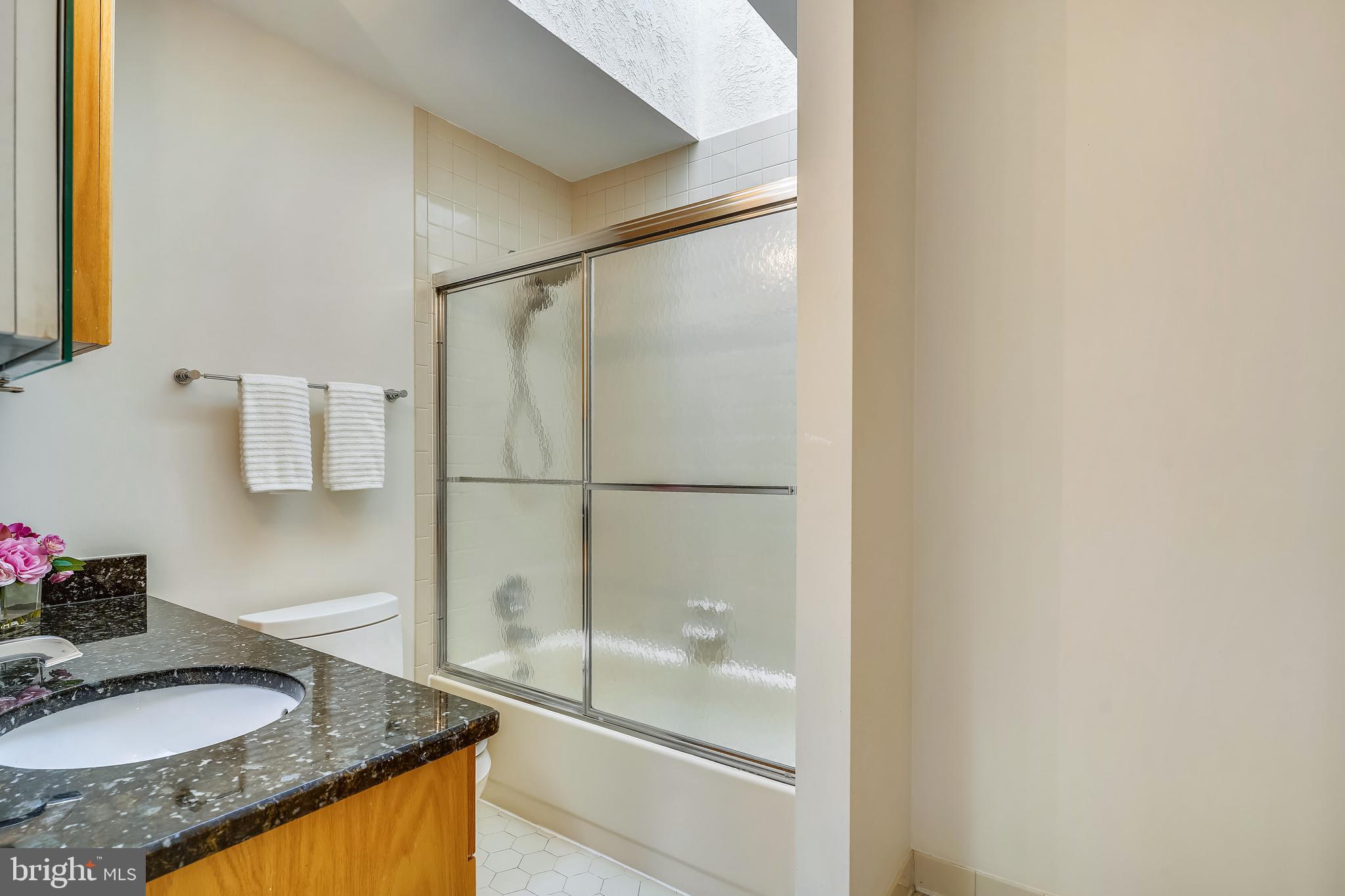 4409 Nuttall Road Fairfax, VA 22032 - Photo 35 of 80 Full Bath #2.