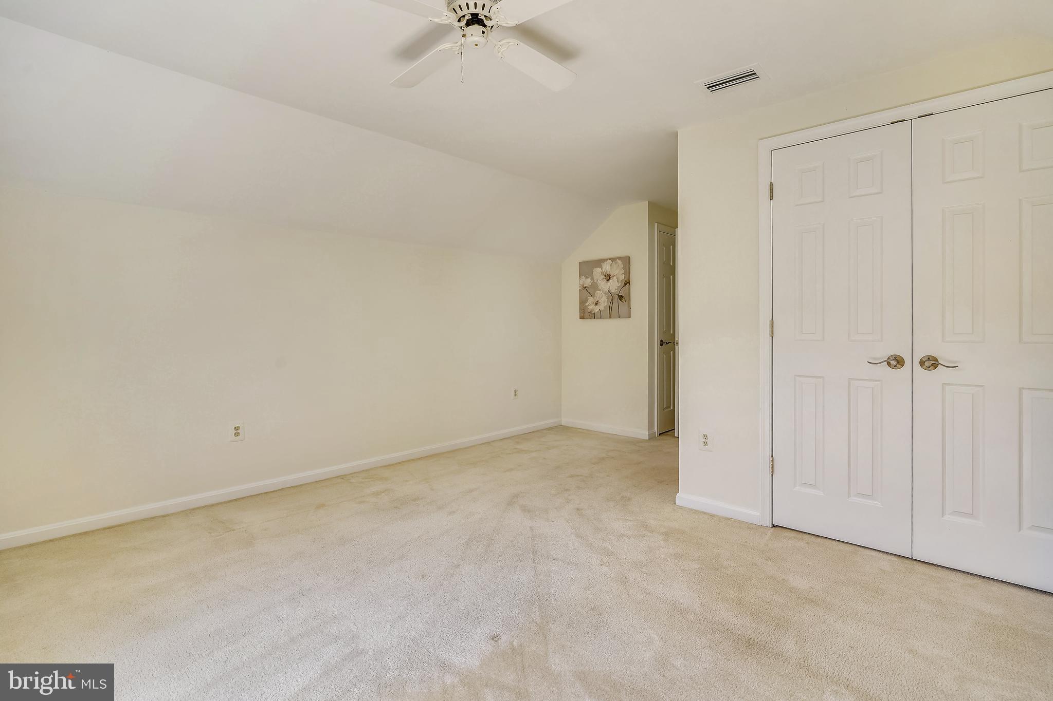 4409 Nuttall Road Fairfax, VA 22032 - Photo 40 of 80 Generous sized room in Bedroom #4.