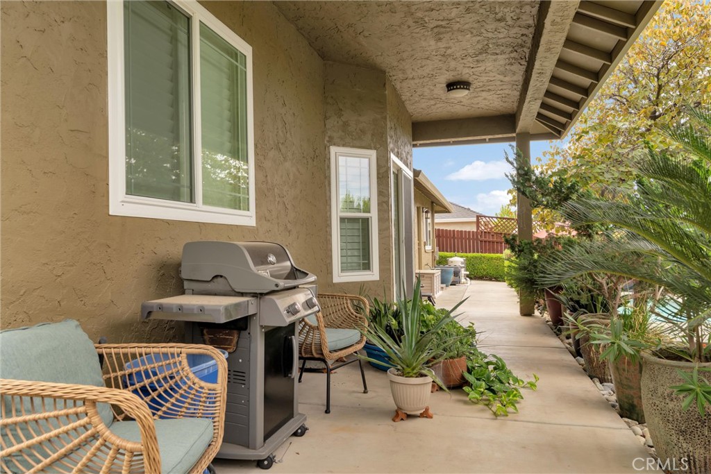 36 Phyllis Court Chico, CA 95928 - Photo 37 of 41 Covered patio area