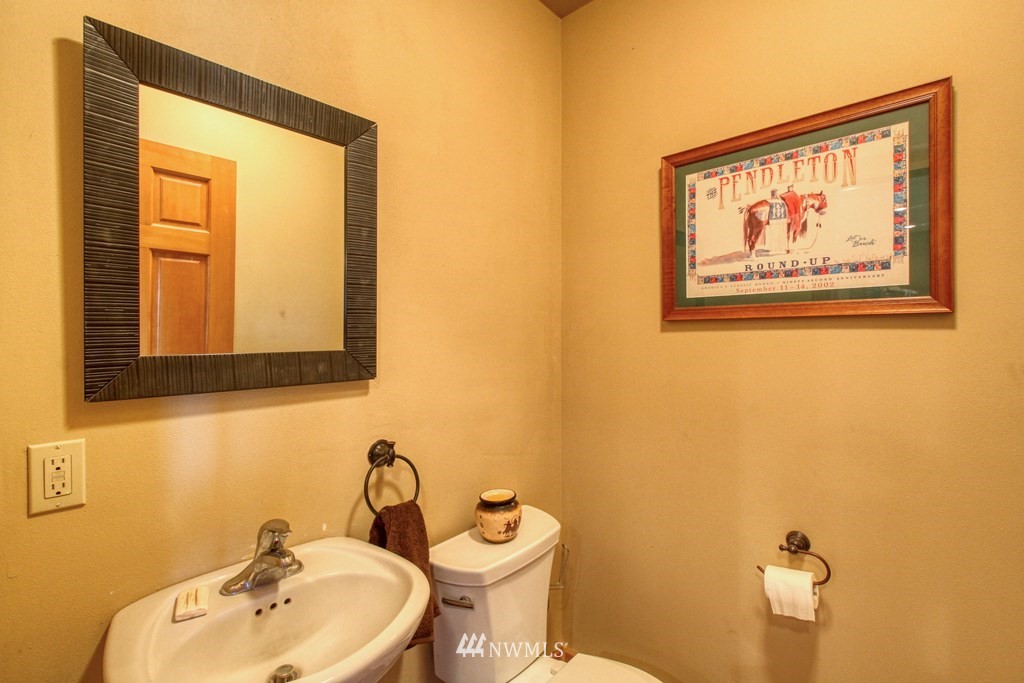 108 Larrabee Road Touchet, WA 99360 - Photo 19 of 36