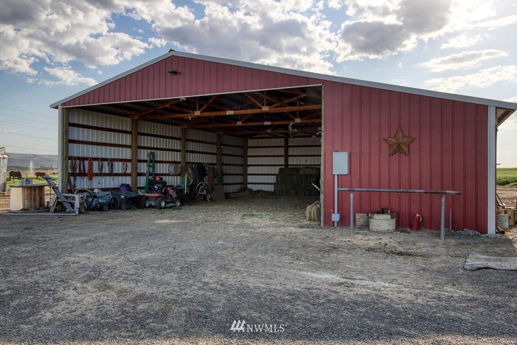 108 Larrabee Road Touchet, WA 99360 - Photo 25 of 36