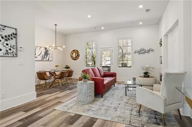 $2,999 | 3165 Dogwood Drive, Unit 106, Hapeville, GA 30354