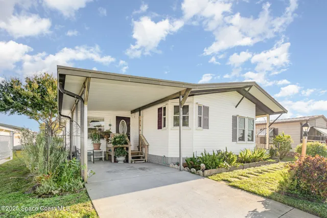 a view of a house with patio