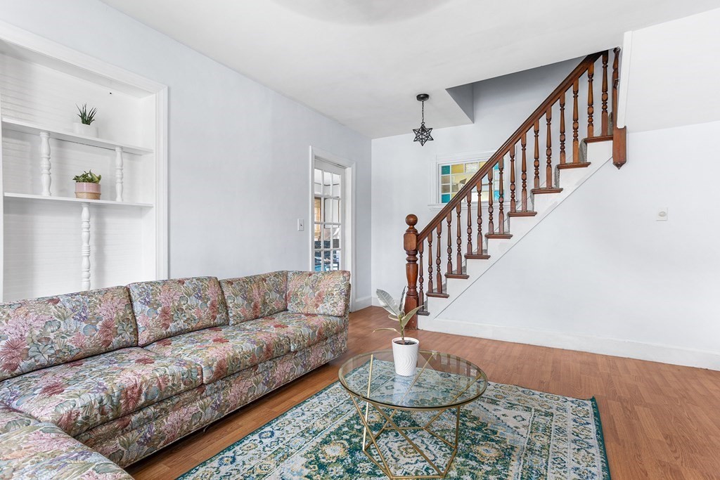 329 Reed Street Hanson, MA 02341 - Photo 5 of 25 Gallery Image 5