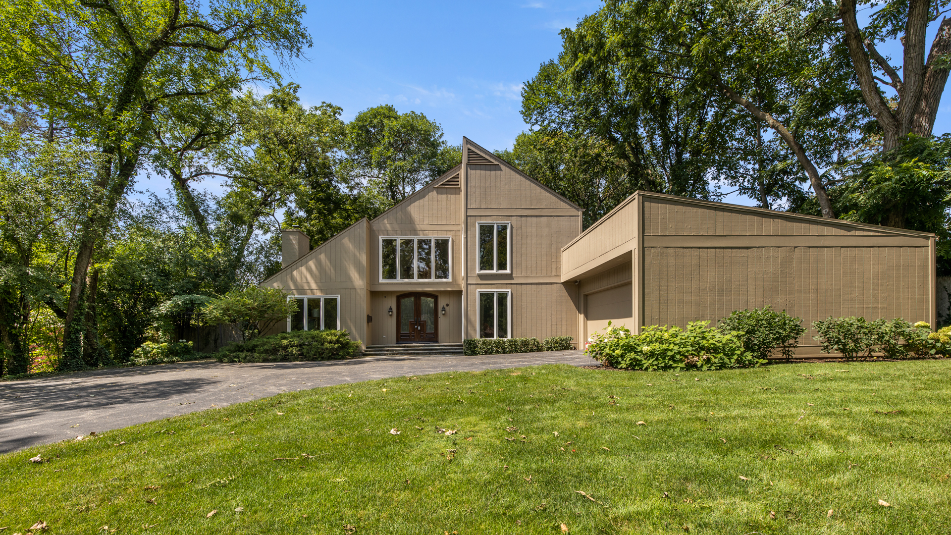 471 East Illinois Road Lake Forest, IL 60045 - Photo 2 of 44