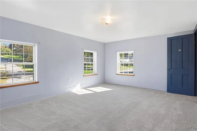 $289,900 | 293 Rochester Street, Avon, NY 14414