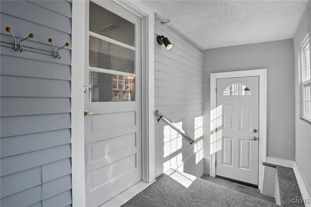 $289,900 | 293 Rochester Street, Avon, NY 14414