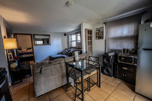 $360,000 | 9810 Menard Avenue, Oak Lawn, IL 60453