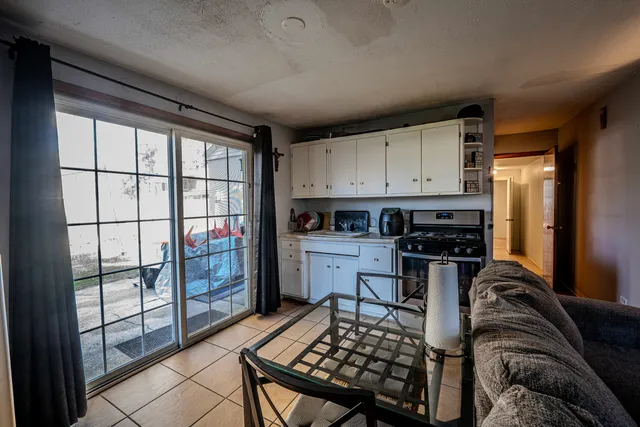 $360,000 | 9810 Menard Avenue, Oak Lawn, IL 60453