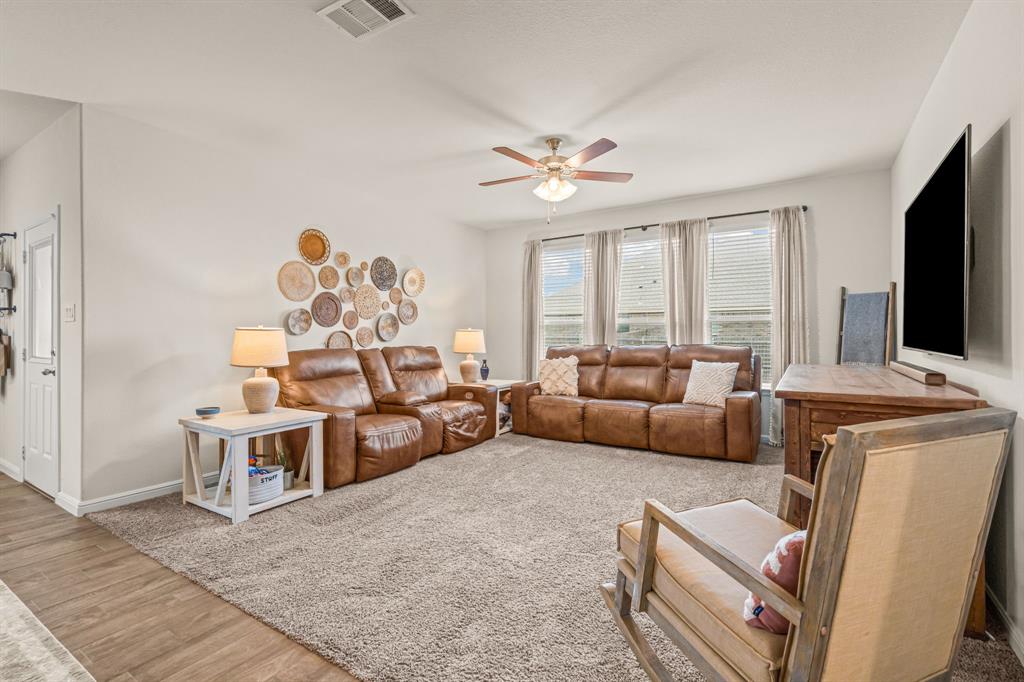 1443 Fox Hollow Road Krum, TX 76249 - Photo 20 of 39