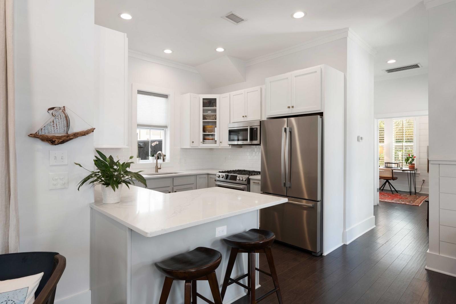129 Bratton Circle Mount Pleasant, SC 29464 - Photo 19 of 53 Kitchen