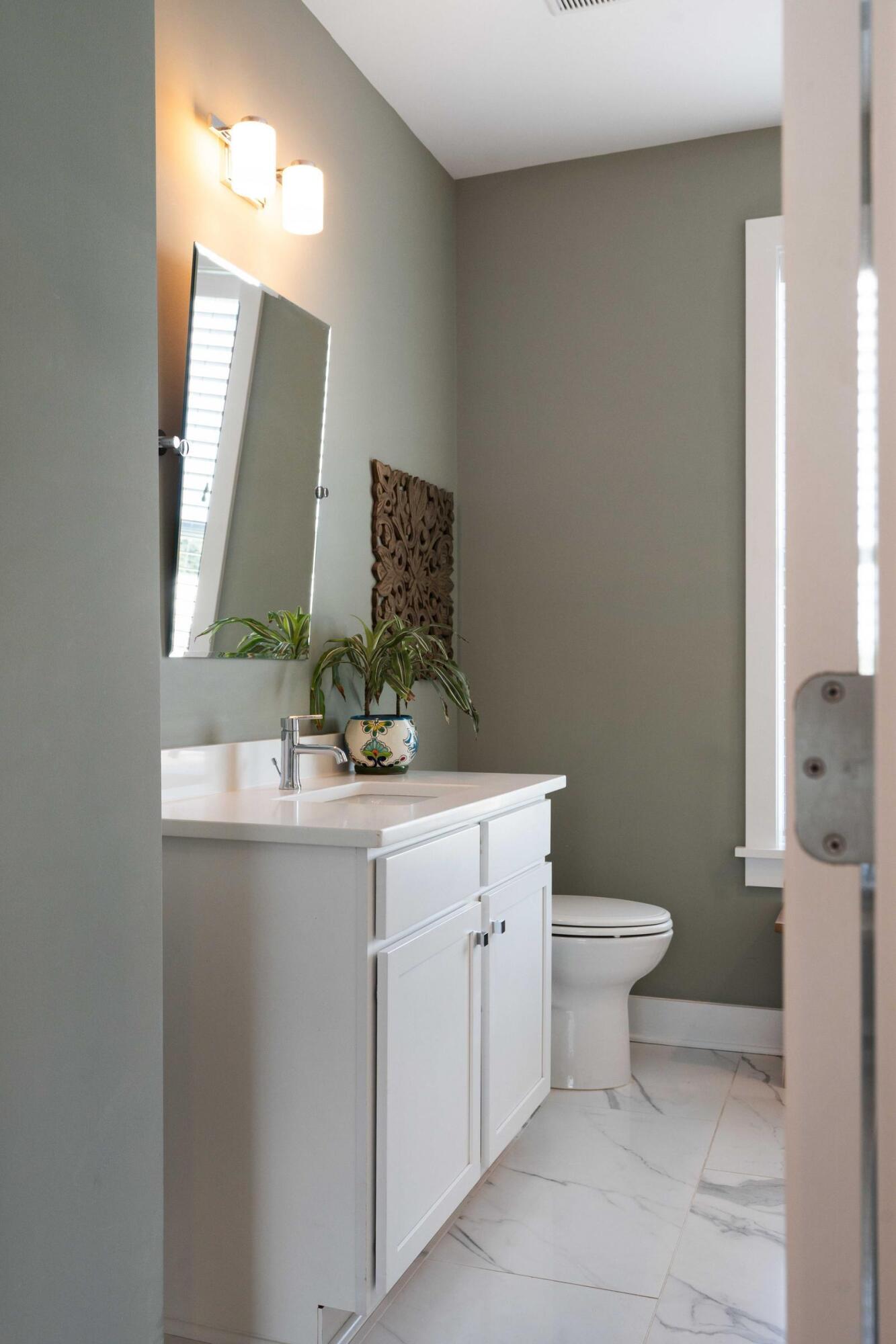 129 Bratton Circle Mount Pleasant, SC 29464 - Photo 40 of 53 Bathroom #2