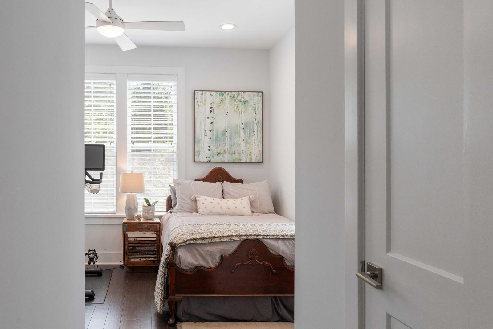 129 Bratton Circle Mount Pleasant, SC 29464 - Photo 43 of 53 Bedroom