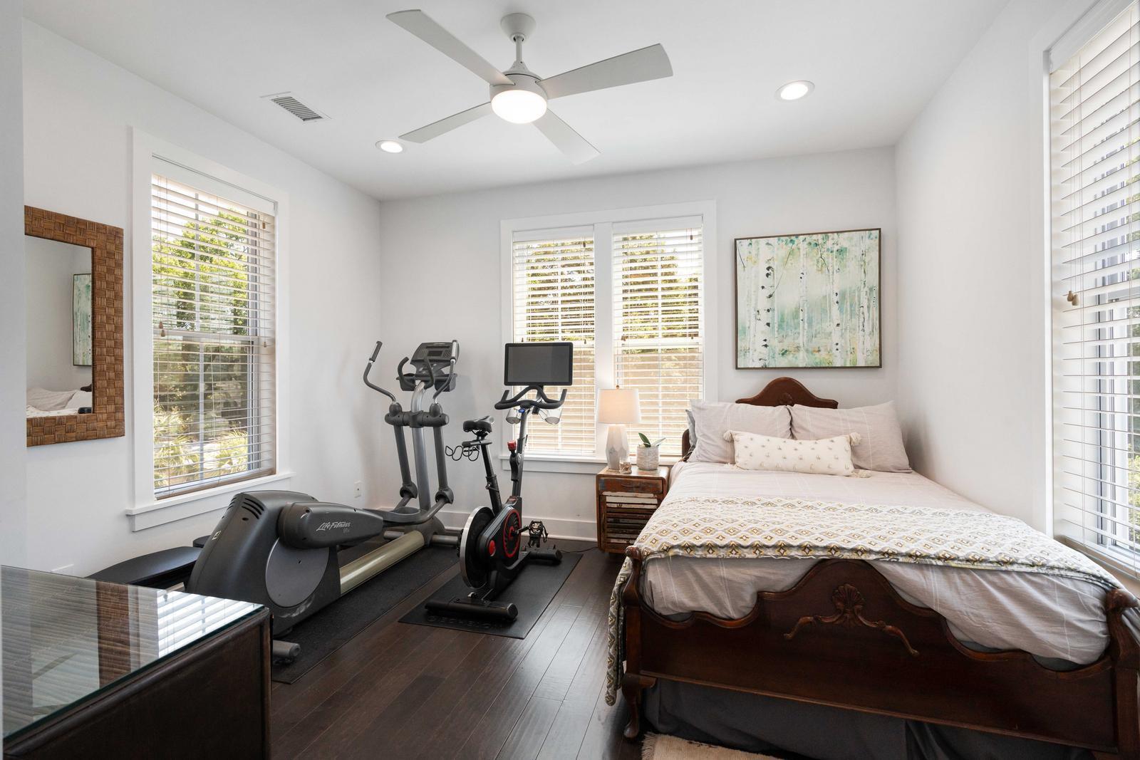 129 Bratton Circle Mount Pleasant, SC 29464 - Photo 44 of 53 Bedroom