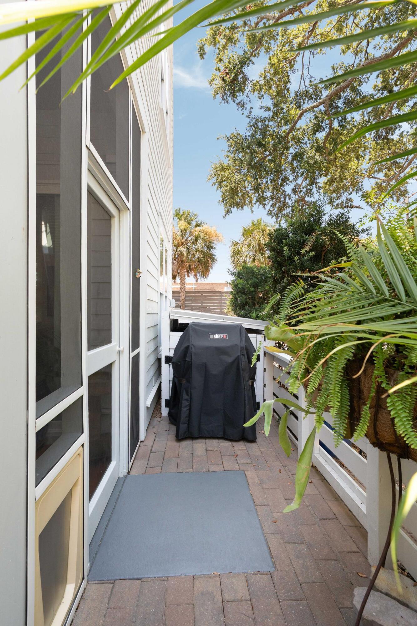 129 Bratton Circle Mount Pleasant, SC 29464 - Photo 48 of 53 Grill Area