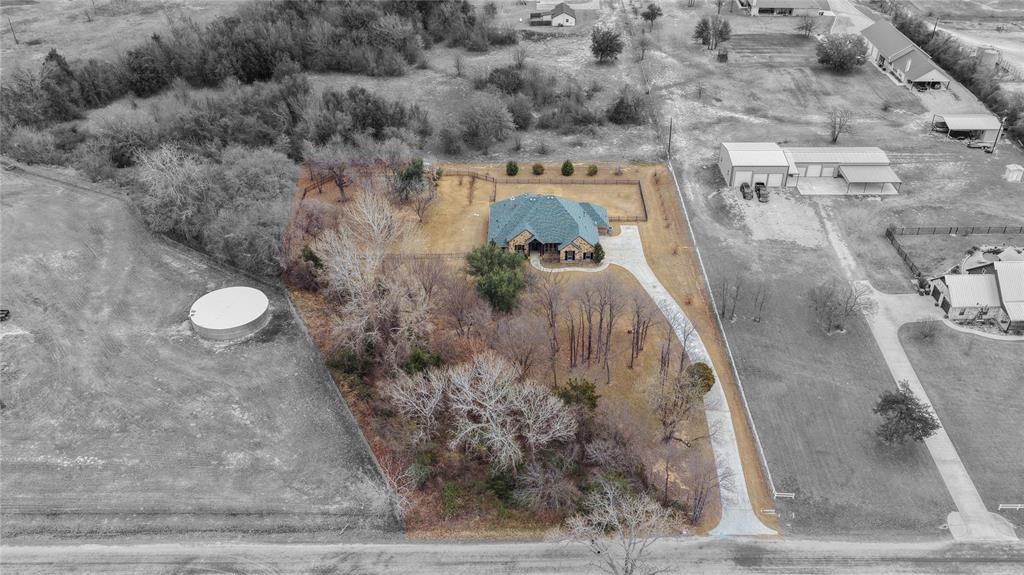 181 Fairview Court Decatur, TX 76234 - Photo 5 of 35 a view of swimming pool